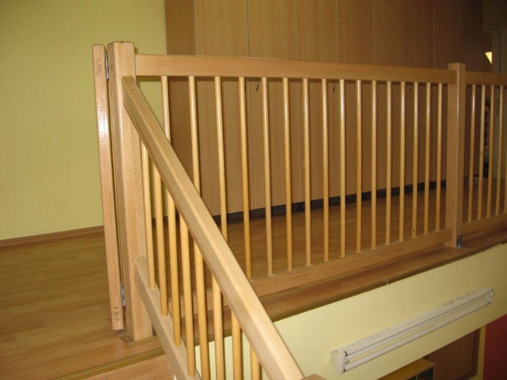 balustrada din lemn
